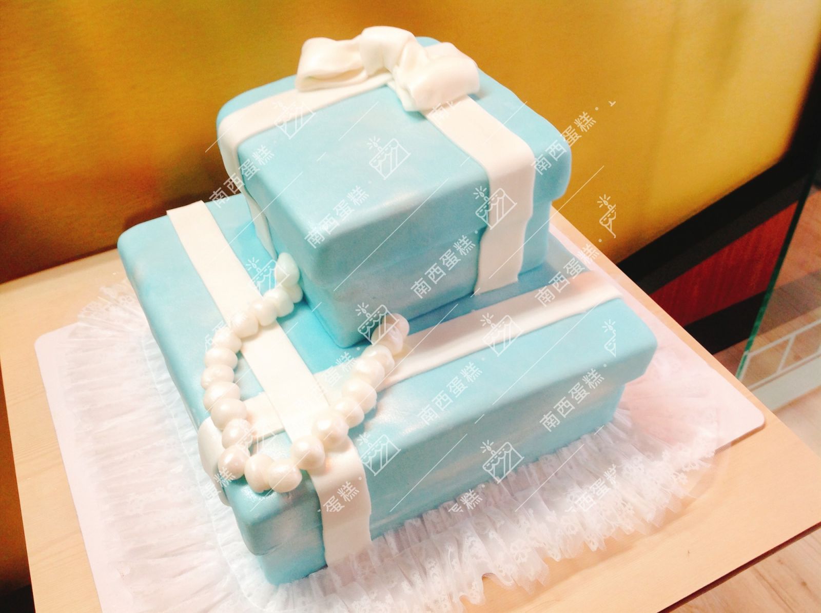 台北禮盒造型蛋糕-南西蛋糕